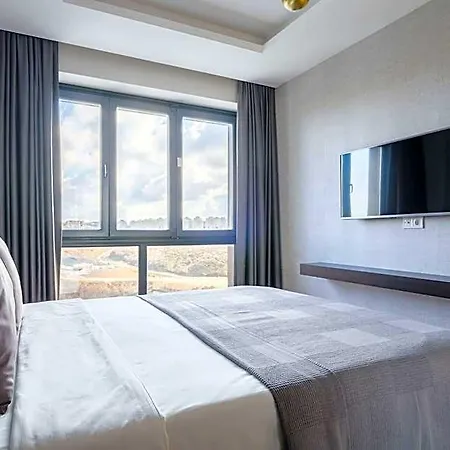 Grand By Newinn Hotel 4*